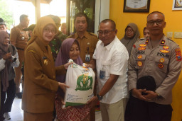 Wali Kota Kediri Pastikan Penyaluran Bantuan Pangan Tepat Sasaran