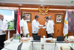 Bupati Nias Barat Temui Kementerian Sosial: Suara dari Pulau untuk Keadilan Sosial