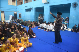 Peringatan Hari Anak Nasional, Gus Qowim: Anak-Anak Kota Kediri Harus Berani Bermimpi