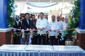 Tiga Kantor Cabang Bank Daerah Lamongan Diresmikan
