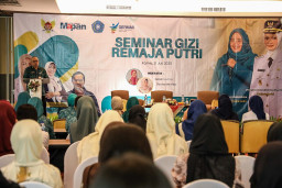 Pemkot Kediri Beri Edukasi Gizi Bagi Remaja Putri Melalui Seminar
