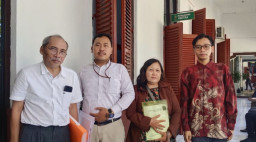 Menang di PTUN dan MA, Dokter Totok Gugat Balik RSUD Soewandhie dan dr. Billy Daniel Messakh