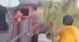 Tagih Hutang, Pegawai Mekar Diancam Sajam dan Disiram Air Got