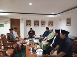 Ulama dari United Kingdom Prof. Dr. Muhammad Bela’o Disambut di MAJT