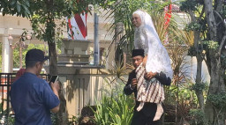 Puluhan Pasangan Nikah di Lamongan, Disahkan Massal