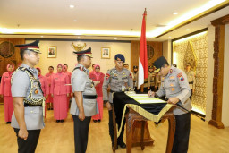 Kombes Budi Adhy Gantikan Kombes Ruruh Menjadi Kapolresta Cilacap