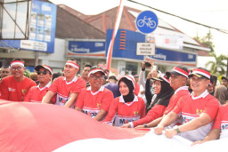 Mbak Wali Ajak Pemuda Perkuat Persatuan dan Nasionalisme