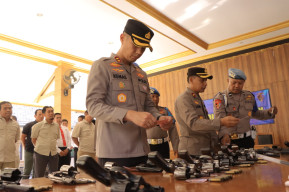 Polres Madiun Gelar Gaktibplin, Periksa Senpi Dinas dan Tes Urine Personel