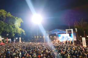 Antusiasme Tinggi, Pasha Ungu Sukses Hibur Ribuan Warga Depok