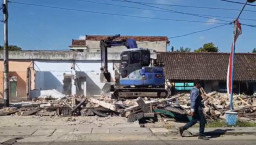 Puluhan Warung Esek-Esek di Pasar Janti Ponorogo Diratakan, Pasca Sejumlah Pekerja Positif HIV