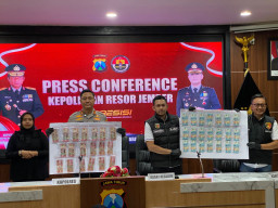 Edarkan Puluhan Juta Uang Palsu, Dua Pria Paruh Baya di Jember Dibekuk Polisi