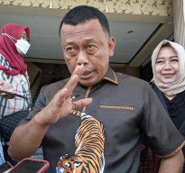 Bupati Ponorogo Wajibkan Lagu Kebangsaan Pakai 3 Stanza