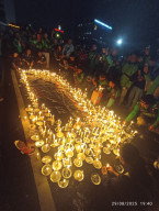 Ribuan Pengemudi Ojek Online Gelar Doa Bersama di Halaman Mapolda Jatim