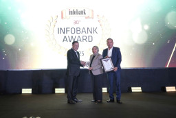 Dua Penghargaan Buat Bank Jatim di Ajang Infobank Award 2025
