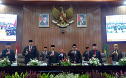 DPRD Kota Bekasi Gelar Rapat Paripurna dalam Rangka Peringatan HUT ke-80 Kemerdekaan Republik Indonesia