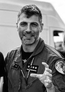 Pesawat F-16 Jatuh saat Latihan, Pilot Tewas di Tempat