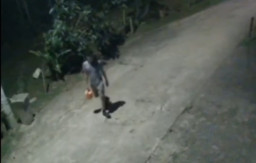 Diputus Cinta oleh Pacar, Pria Ini Bakar Dirinya Sendiri