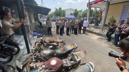 Polres Kediri Kota Amankan 2 Orang Tersangka Pembakaran saat Kericuhan