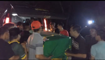 Tangis Pecah Sambut Kedatangan dan Pemakaman Korban Mutilasi Tiara Angelina Saraswati