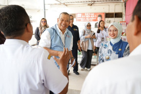 Mbak Wali dan Staf Ahli Bidang Ekonomi Maritim Kemenko Pangan Tinjau Koperasi Merah Putih