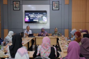 Jalin Kerja Sama dengan Rumah BUMN Blitar, Disperdagin Gelar Seminar Keamanan Siber untuk Pelaku IKM