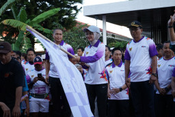 Dorong Gaya Hidup Sehat dan Kenalkan Pariwisata, Mbak Wali Berangkatkan Kota Kediri MAPAN Color Run