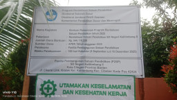 Proyek Revitalisasi SDN Kalitimbang II,  Kepsek Bantah Suplai Material