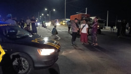 Korban Kecelakaan Berjatuhan, Ratusan Warga Balun Blokade JLU Lamongan