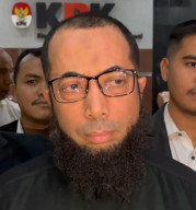 8 Jam Diperiksa KPK, Ustaz Khalid Basalamah Ngaku sebagai Korban Dugaan Korupsi Kuota Haji