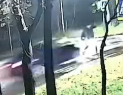 Pengemudi Mabuk dan Tak Punya SIM, Mobil Tabrak Pejalan Kaki