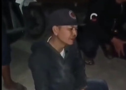 Pelaku Penjambretan Menangis Minta Ampun setelah Dilumpuhkan Warga
