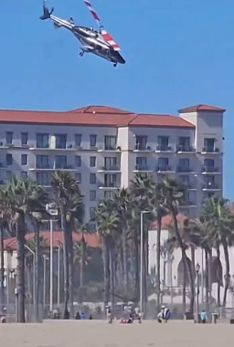 Helikopter Jatuh di Pantai, Lima Orang Luka Parah