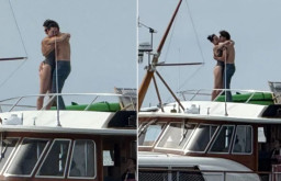 Pakai Bikini, Katy Perry Kepergok Pelukan dan Ciuman dengan Mantan PM Kanada di Atas Kapal Mewah