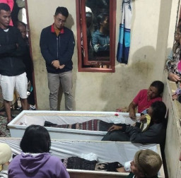 3 Kakak Beradik Warga Simasom, Tewas Dihantam  Truck Colt