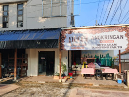 Pecel Kenikir, Kuliner Legendaris dan Pusat Gaya Hidup di Jantung Kota Madiun