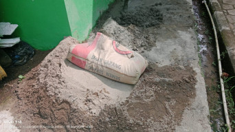 Semen Serang Jadi Terlibat, Dampak tak Terlihat Konsultan Pengawas dan Dikdas Diduga Lalai