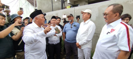 KDM Temui Yai Mim di Rumahnya, Ada Apa?