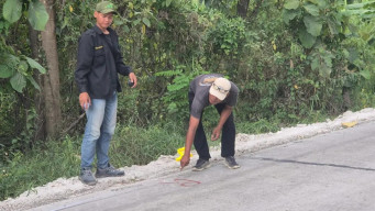Tim Inteljen Kejari Lamongan Cek Fisik Ruas Jalan Beton Mantup - Ayamalas