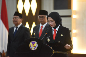 Dorong Kinerja Pemerintah Kota Kediri Makin Optimal, Wali Kota Kediri Lantik Sekda