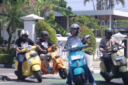 Urban Touring Bersama Scooterist, Mbak Wali Kenalkan Potensi Wisata Kota Kediri