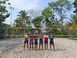 Atlet dan Pelatih Bola Voli Pantai Sidoarjo Mendunia