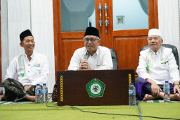 Hari Santri 2025, Gus Qowim Ajak Santri Kawal Kemerdekaan dengan Ilmu dan Akhlak