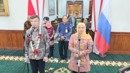 Gubernur Khofifah Terima Duta Besar Federasi Rusia