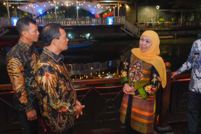 Pemprov Jatim dan Jateng Teken 11 Kerja Sama Strategis Dorong Pertumbuhan Ekonomi Daerah