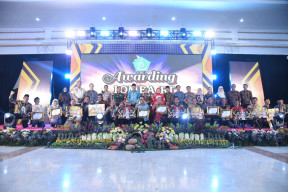 Pemkab Sidoarjo Beri Penghargaan Ketua RT