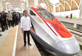 Kereta Cepat Jakarta–Bandung, Simbol Kemajuan dan Ancaman Fiskal?