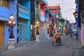 Lampu Kota Lama Surabaya Raib Digondol Pencuri, Wali Kota Eri Geram:  Ayo Cekel Wonge!