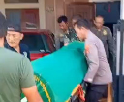 Usai Membunuh Karyawati Swasta Pakai Ulegkan Batu, Ayung Sembunyi di Kolong Kasur