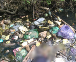 Mayat Kakek Penjual Sapu Mengapung di Sungai