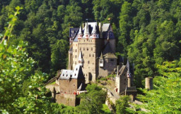 Ajaib! Istana Megah Berusia 870 Tahun, Tak Pernah Rusak